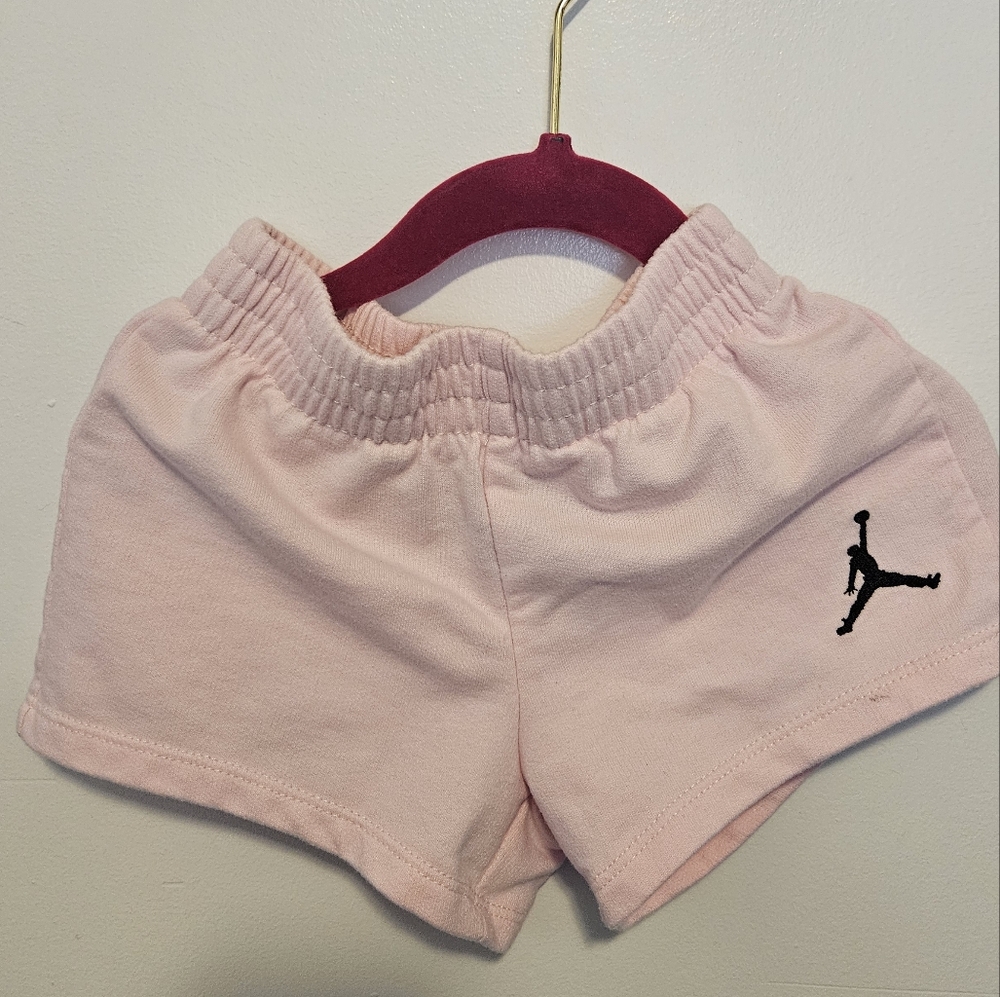 Pink Jordan Shorts 4t - Picture 2 of 2
